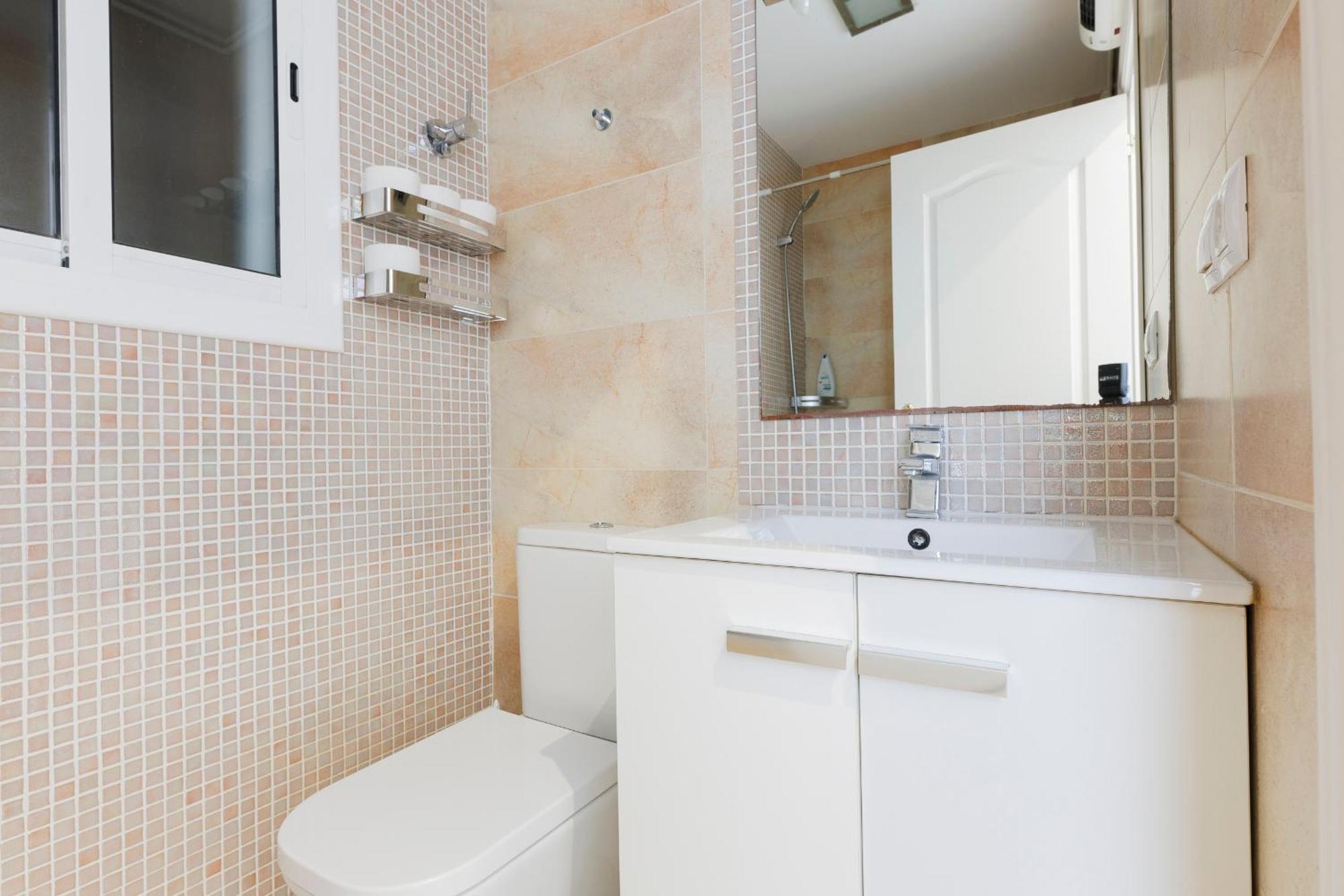 Aparteasy - Private Terrace, 3-Bedroom Apartment Barcelona Exterior foto
